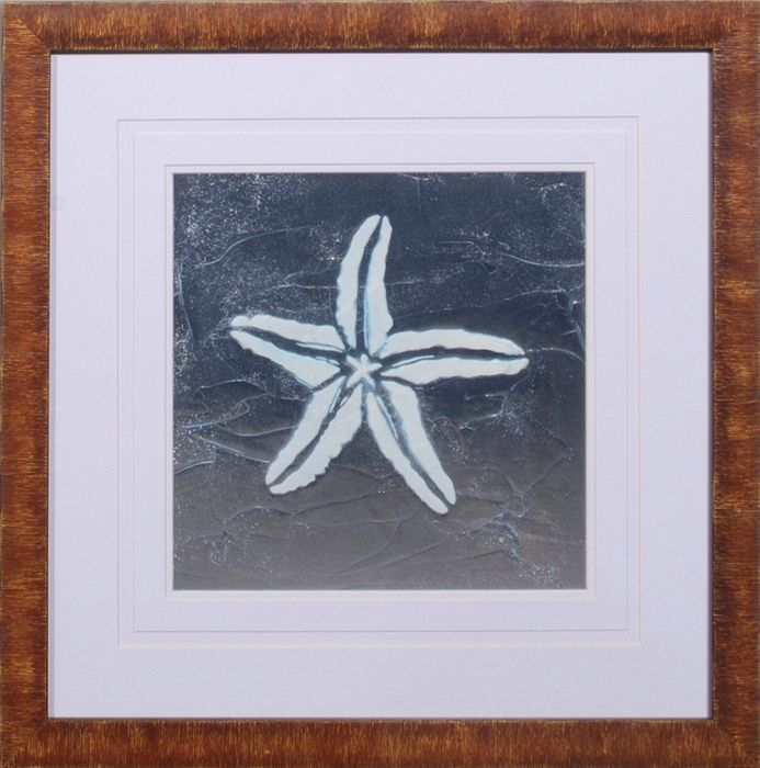25 x 25 (22 x 22)\nPrice: J