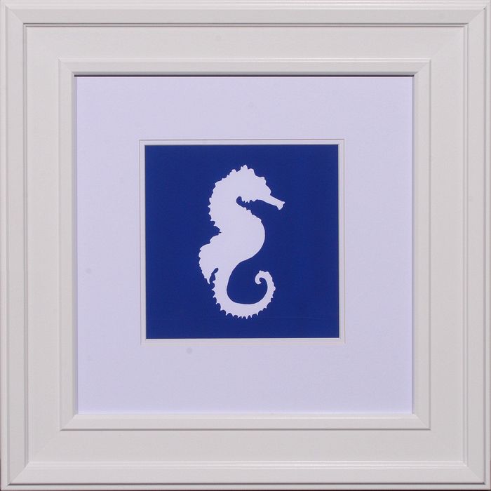 25 x 25 (18 x 18)\nPrice: D